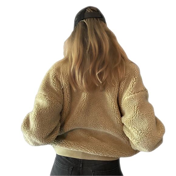 NWT - We Wore What Oatmeal Cropped Faux Shearling Bomber Jacket - Picture 5 of 8